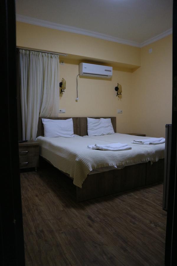 Batusihotel Batumi Exterior foto